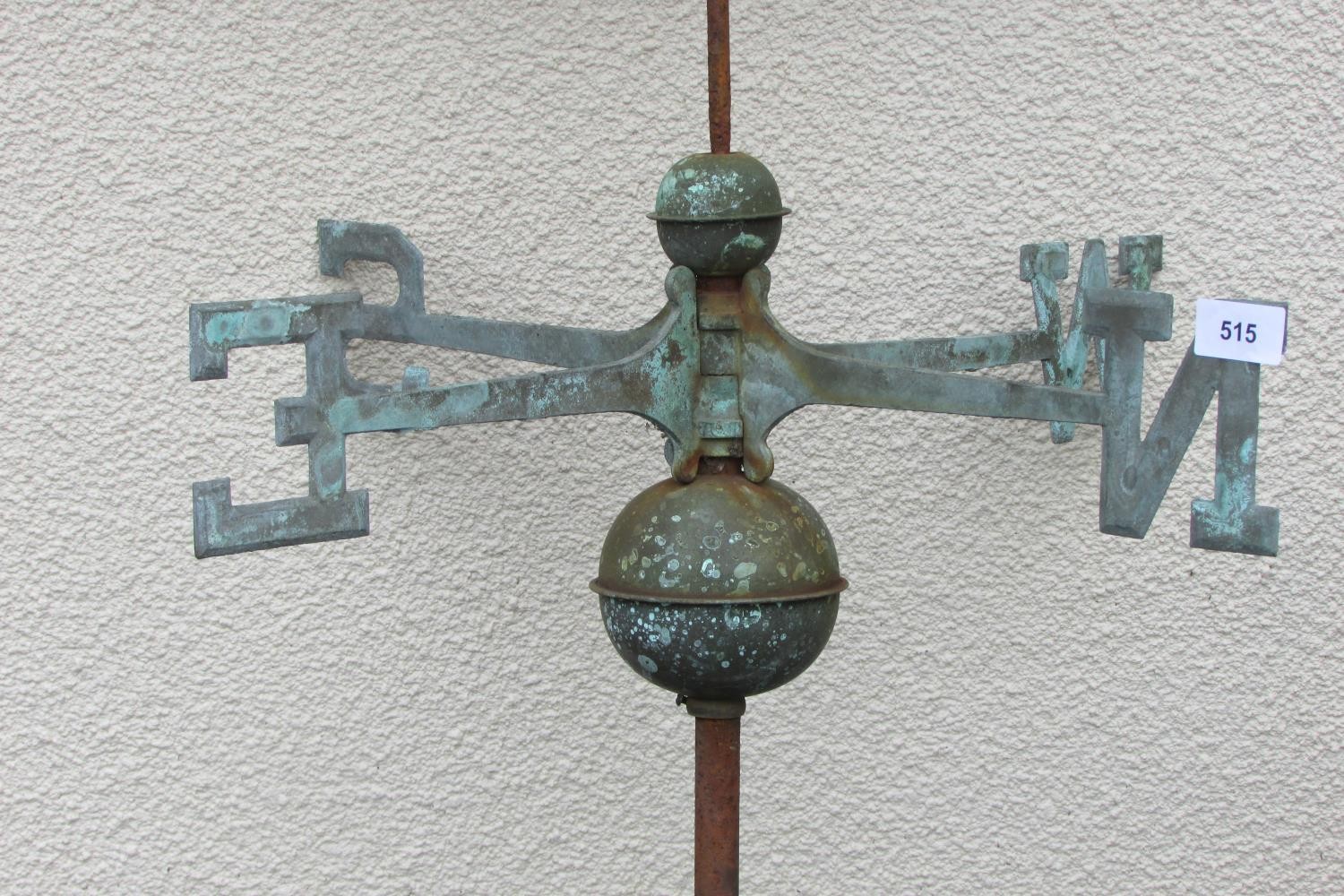 An unusual decorative weathervane in the form of a stylised blue wale, above spinning directional - Image 3 of 3