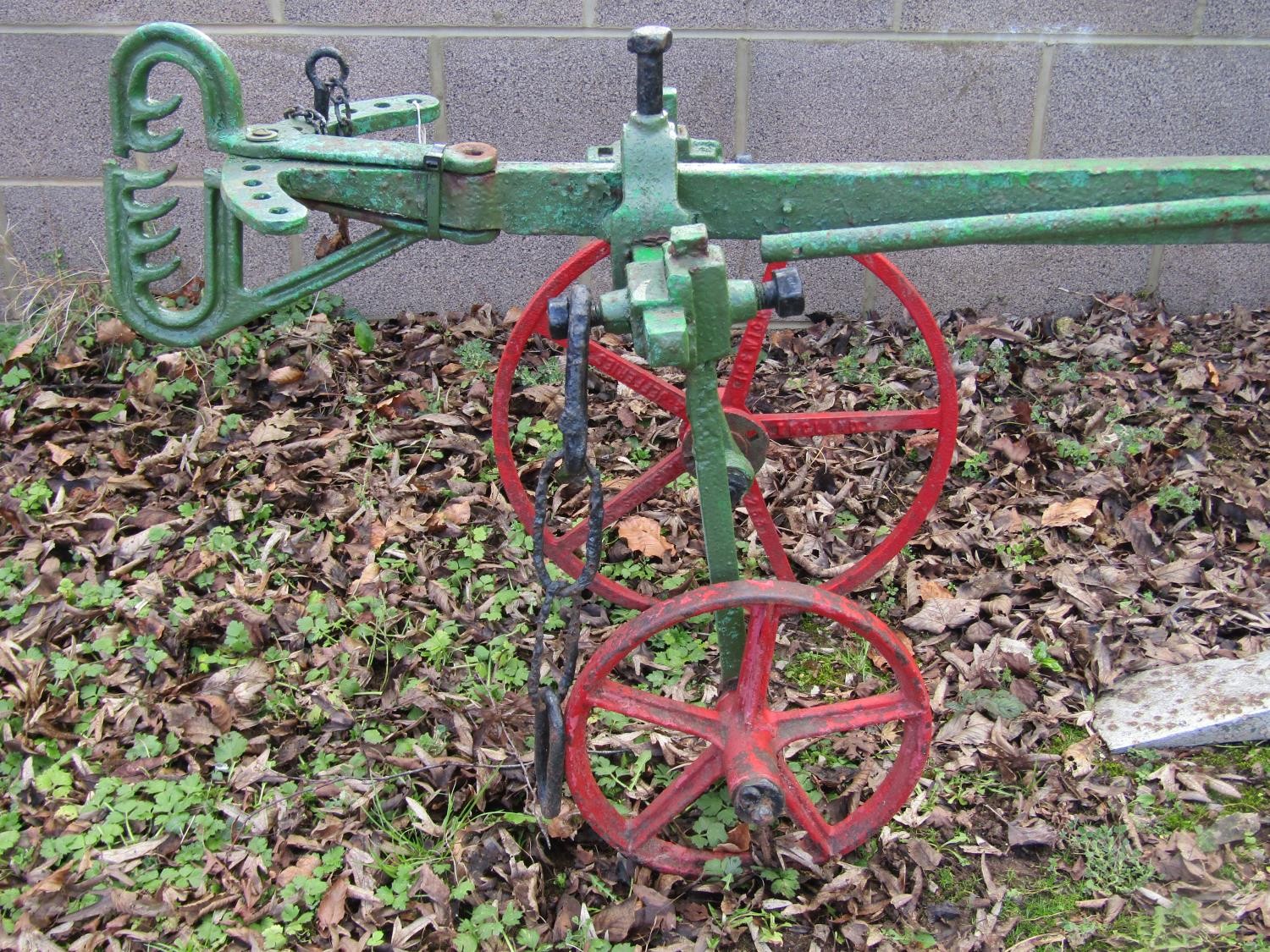 A Somes Sims & Jefferies Ltd single furrow walk behind two wheeled horse drawn plough, 335 cm ( - Image 2 of 6