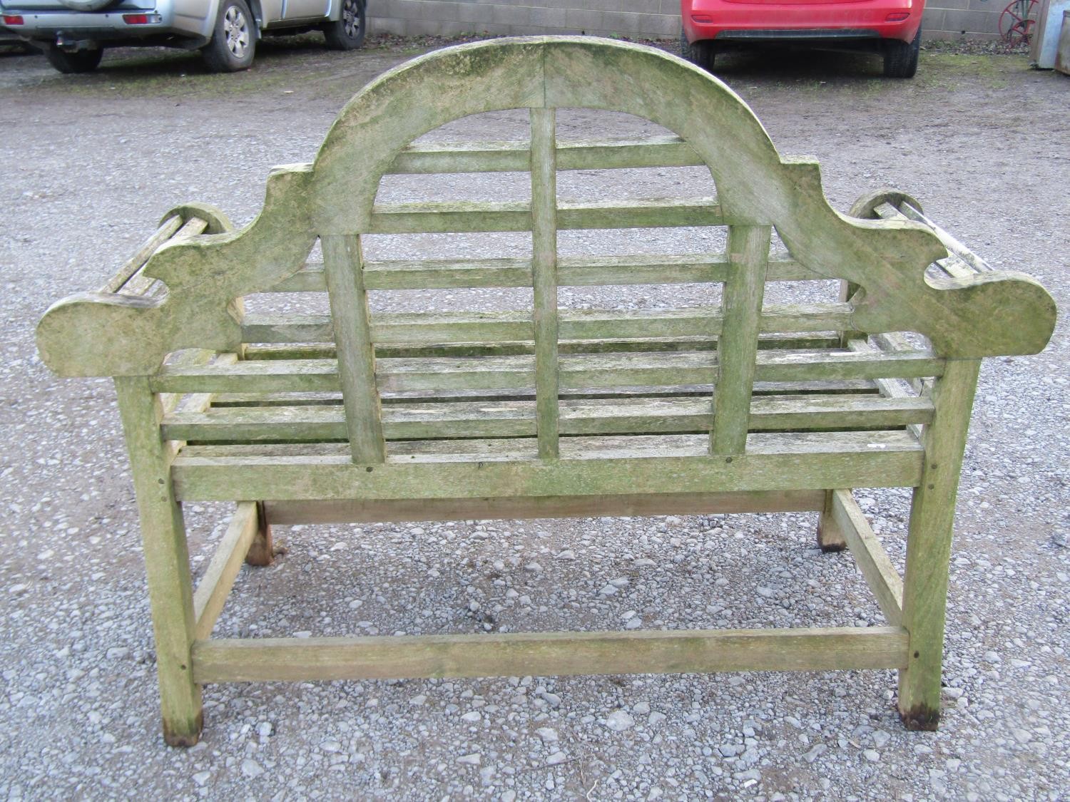 A weathered teak Lutyens style two seat garden bench, 136 cm wide - Image 3 of 3