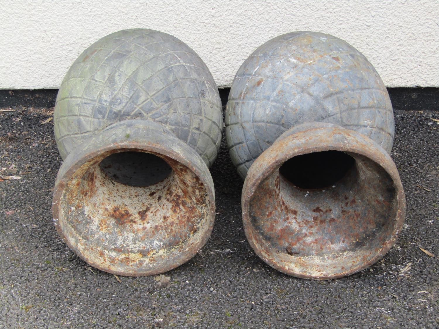 A pair of weathered cast iron pineapple pier finials, 46 cm high - Image 3 of 4