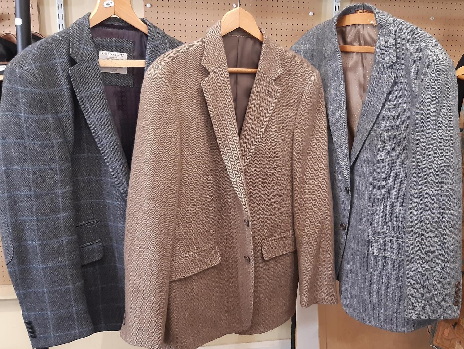 9 good quality men's tweed jackets, some like new with tags, brands include Jaeger, Peter Werth, - Image 4 of 8