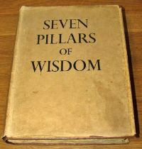 A mixed library of books to include art interest, T E Lawrence Seven Pillars of Wisdom (1935)