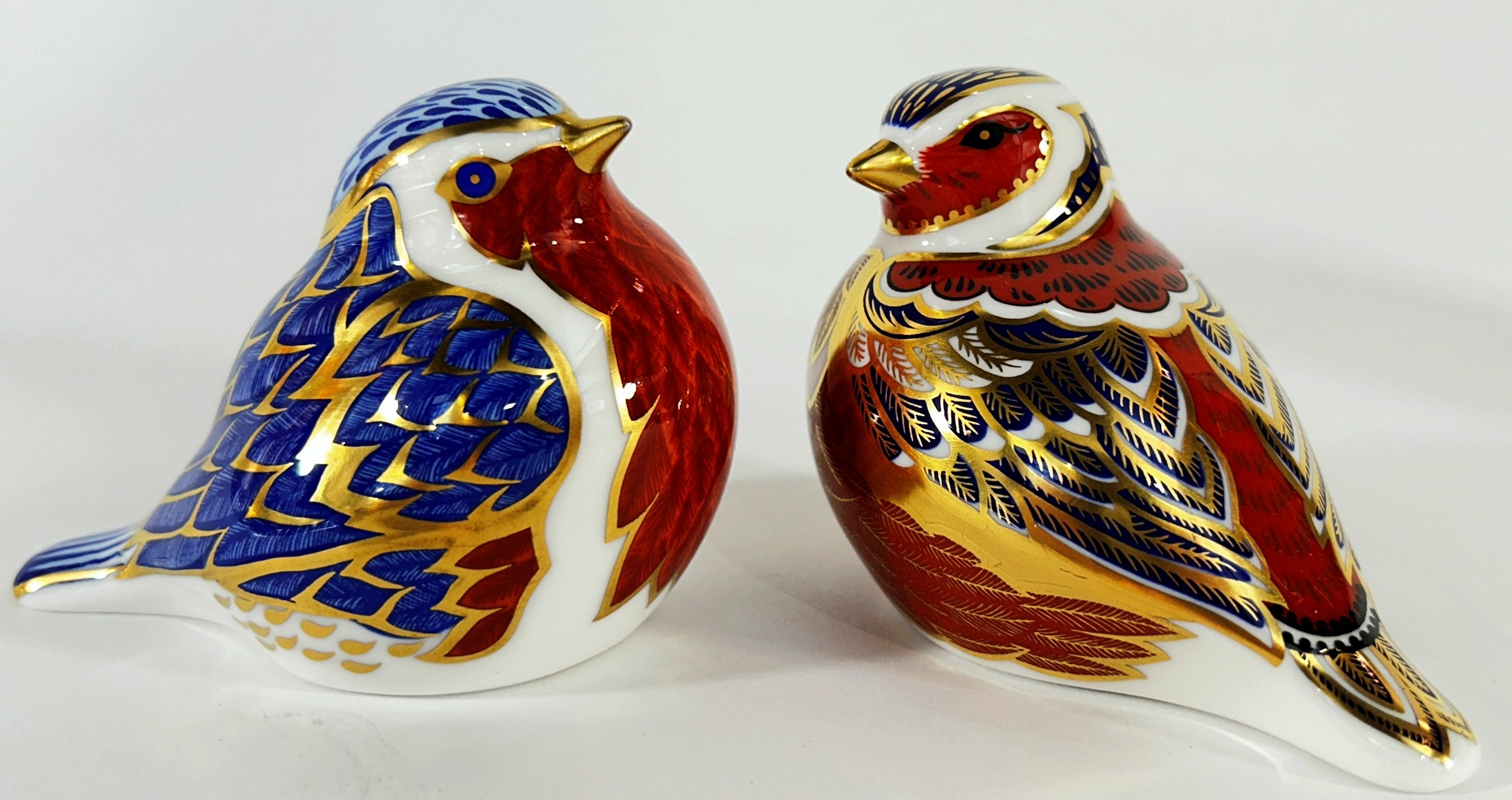 Five Crown Derby paperweights in the form of birds, owl, robin, fire crest, yellowhammer etc - Image 2 of 3