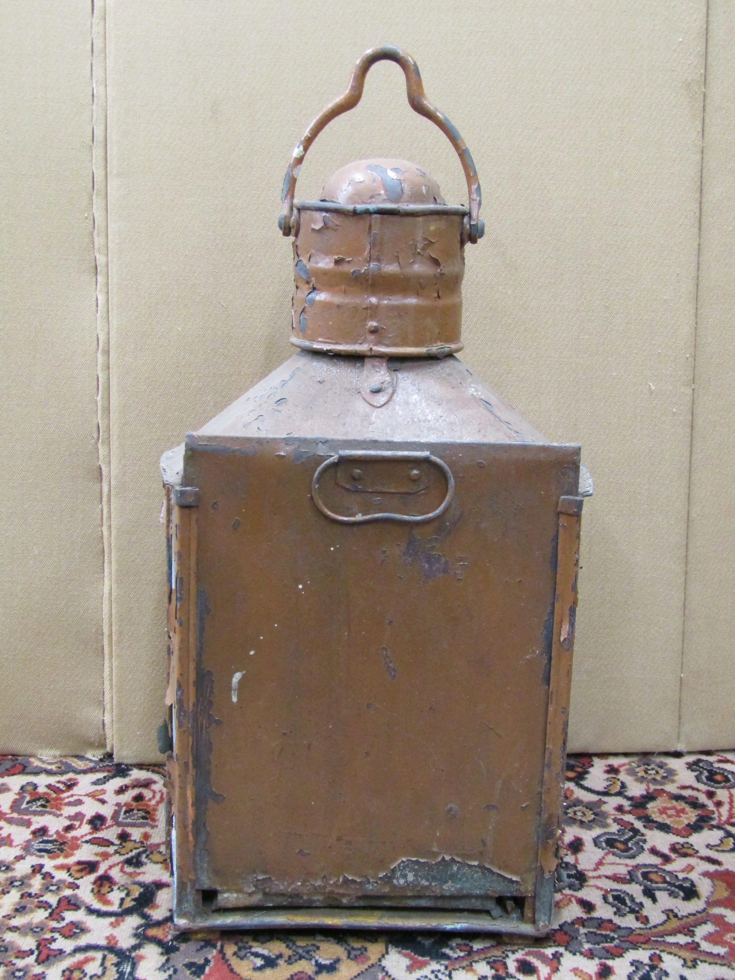 A copper mast head nautical lantern manufactured by Buyers Regency Quay Aberdeen ,with original - Image 3 of 6