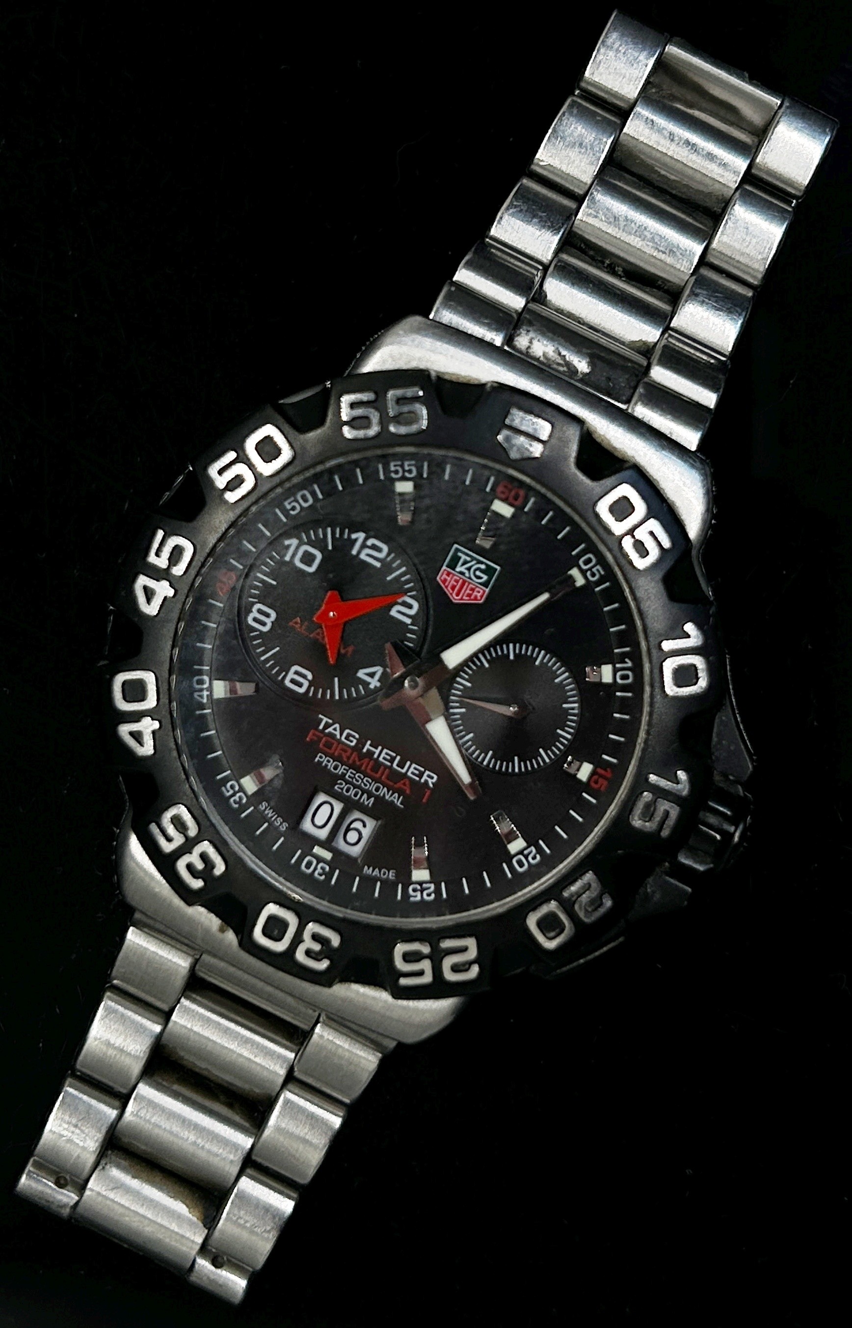 Tag Heuer: A gentleman’s Formula 1 Professional 200m wristwatch, ref WAH111A REV7943