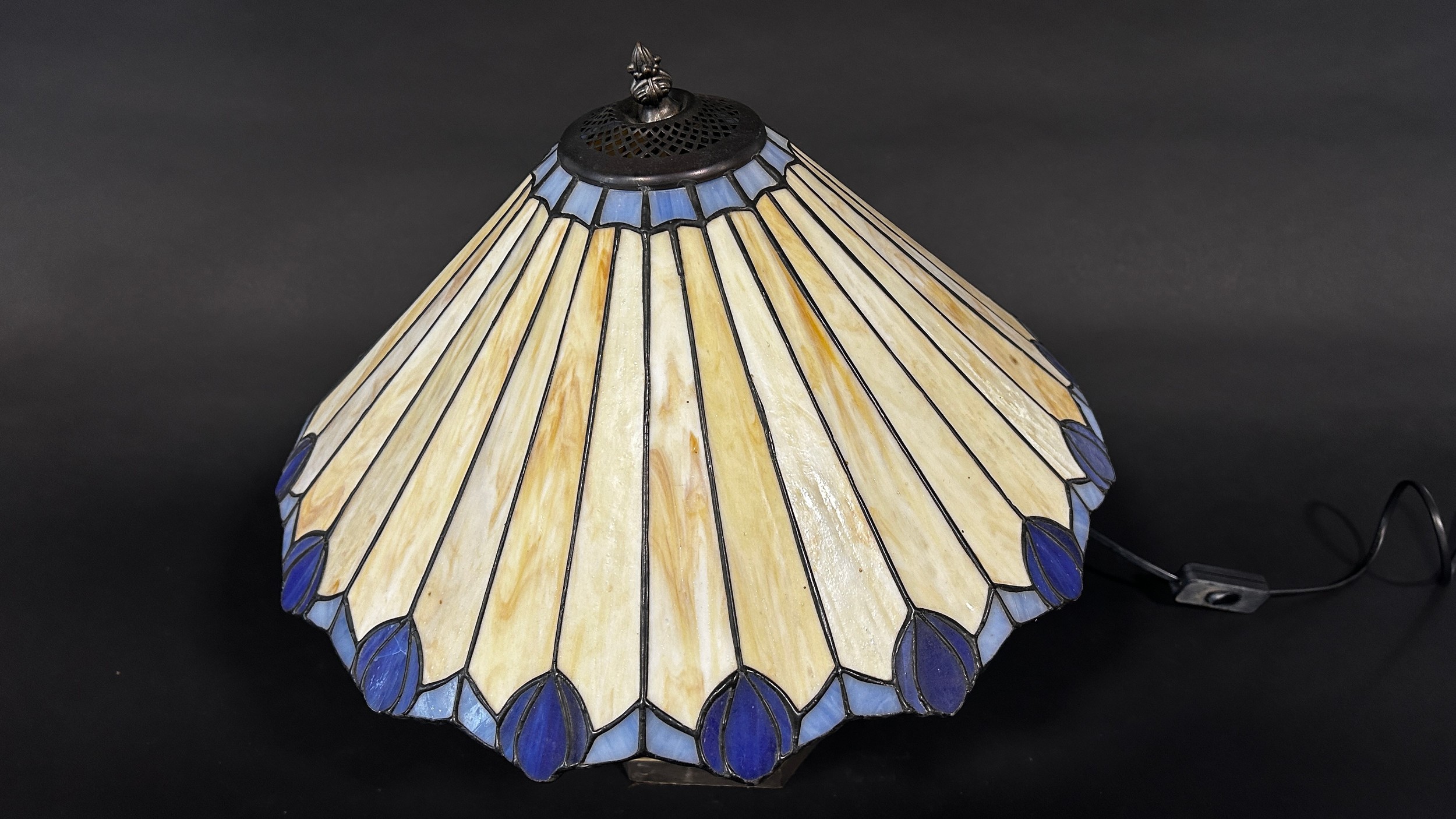 A Tiffany style lamp with a conical shaped “lead” segmented glass shade and two pyramid Tiffany - Image 3 of 4