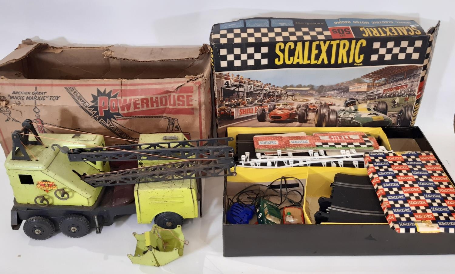 Vintage toys- Mobile Crane Truck in original box by Powerhouse/ Marx and Scalextric Set 50's (AF)