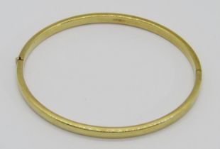 Italian 9ct hinged bangle, 4.9g