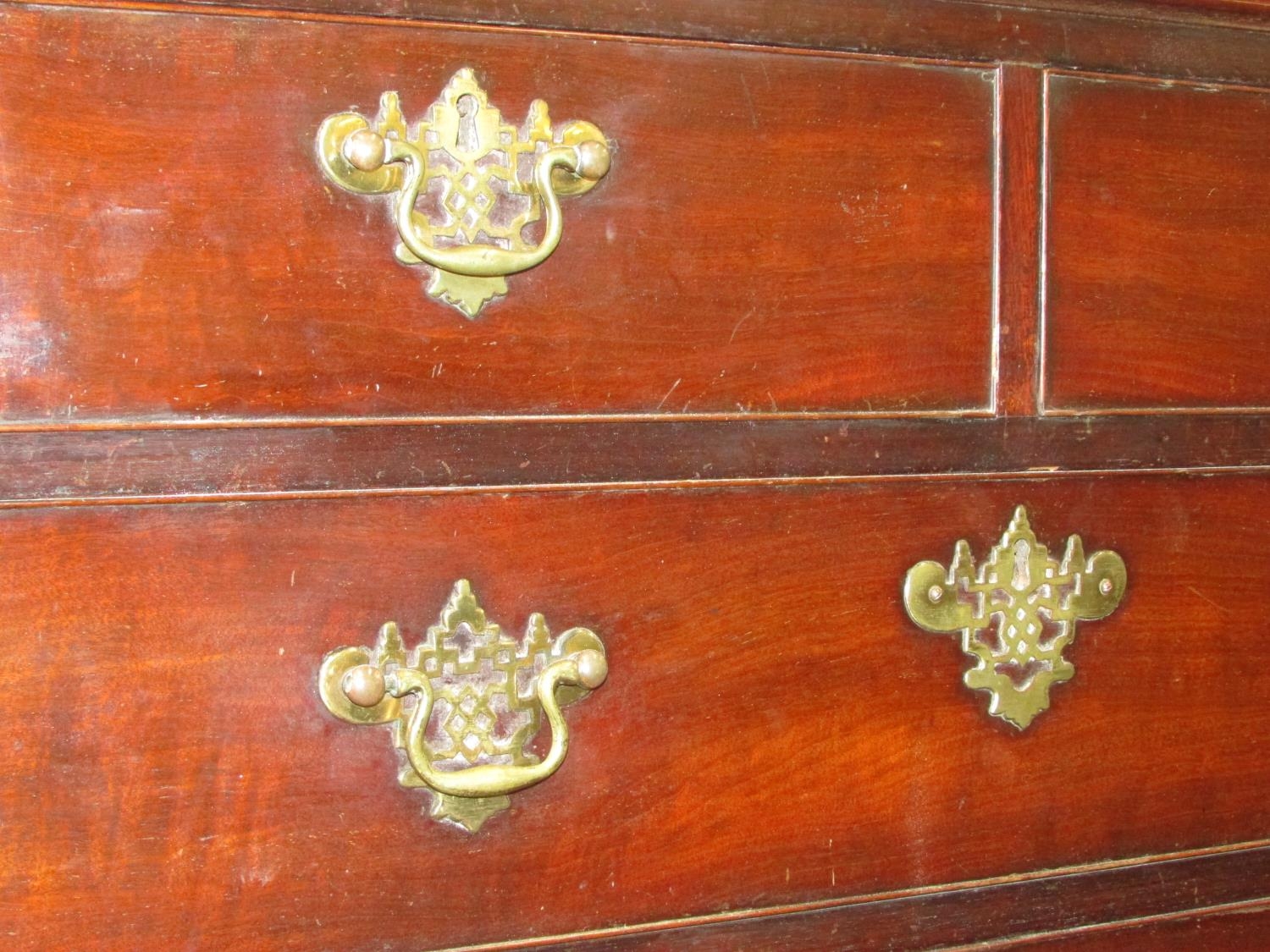 A George III mahogany chest on chest of diminutive proportions, the upper section with blind fret - Image 6 of 7