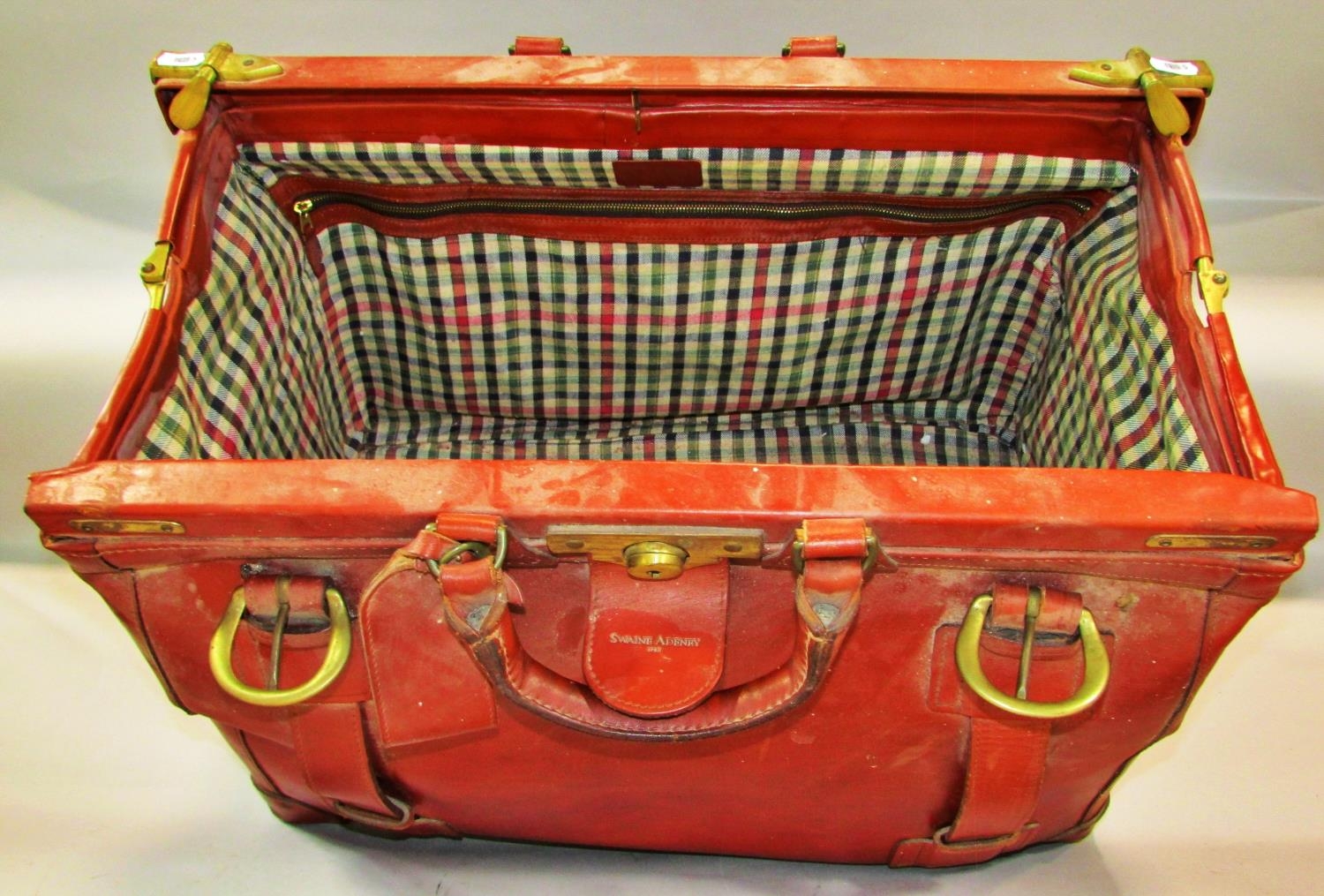 A Vintage Swain Adeney brown leather Gladstone bag, with decent stitching and fastenings - Image 2 of 3