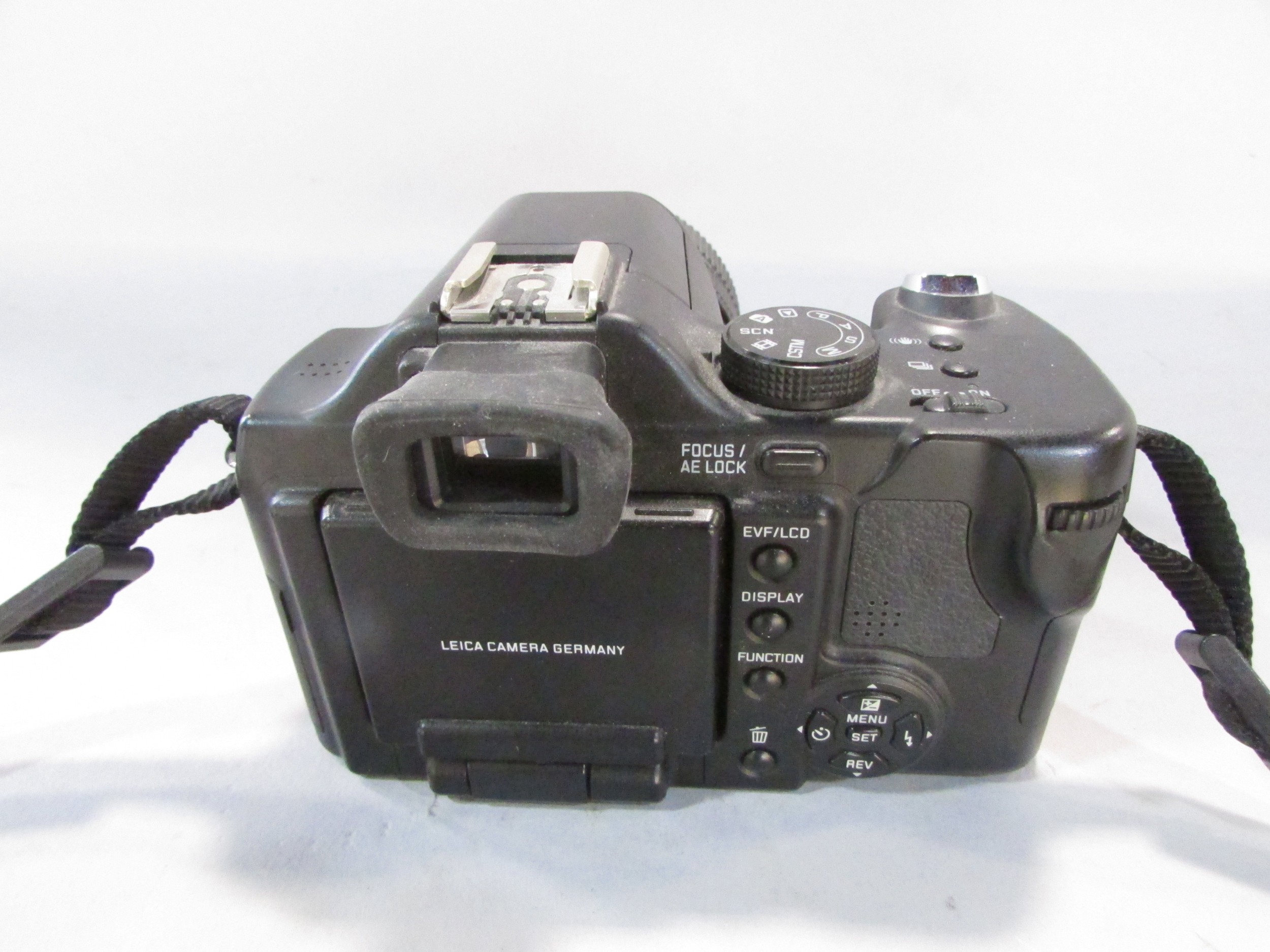 A Leica V Lux 1 camera - Image 3 of 9