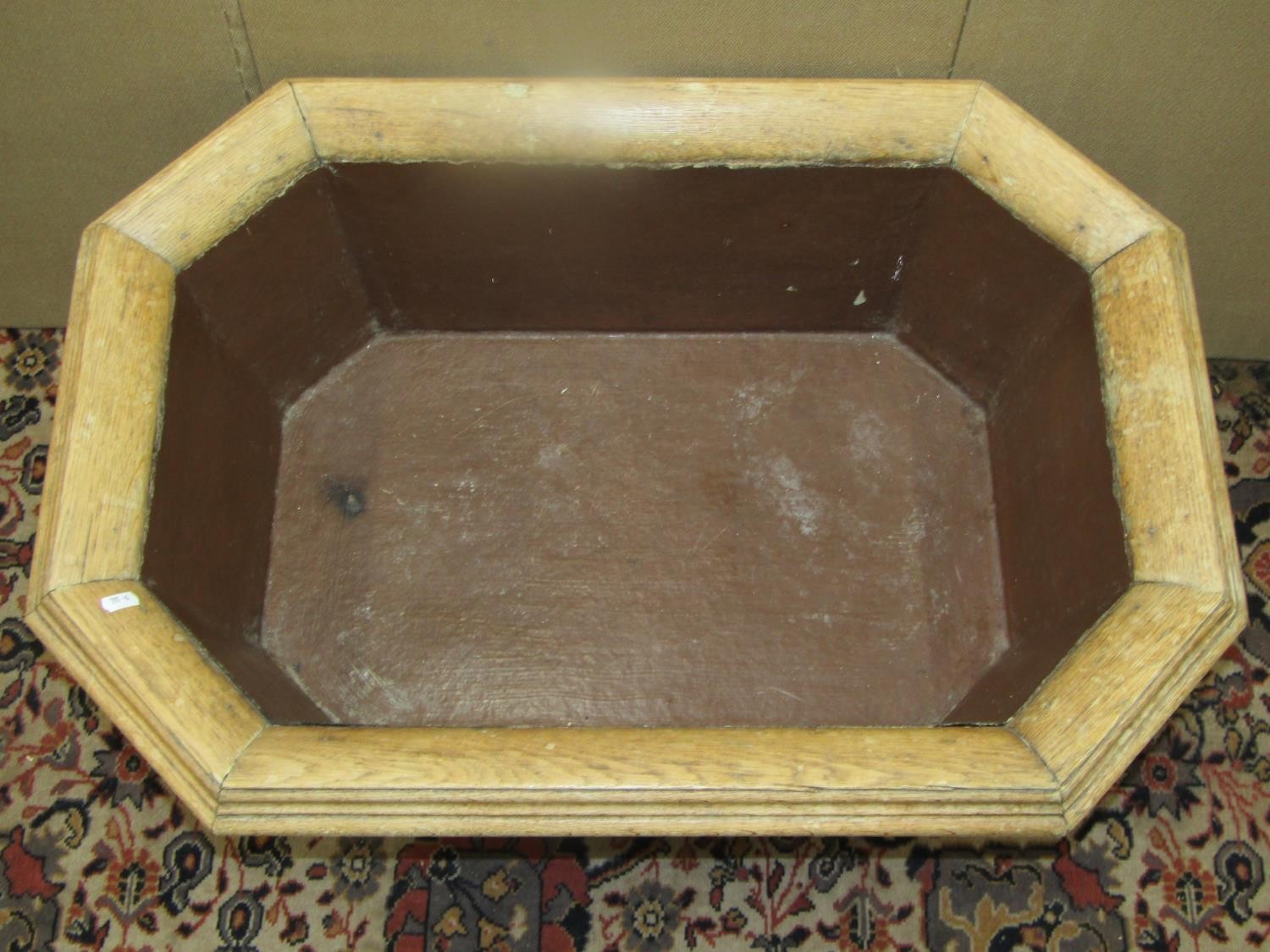 A large 19th oak century pale oak planter to an 18th century design of elongated octagonal form - Image 2 of 4