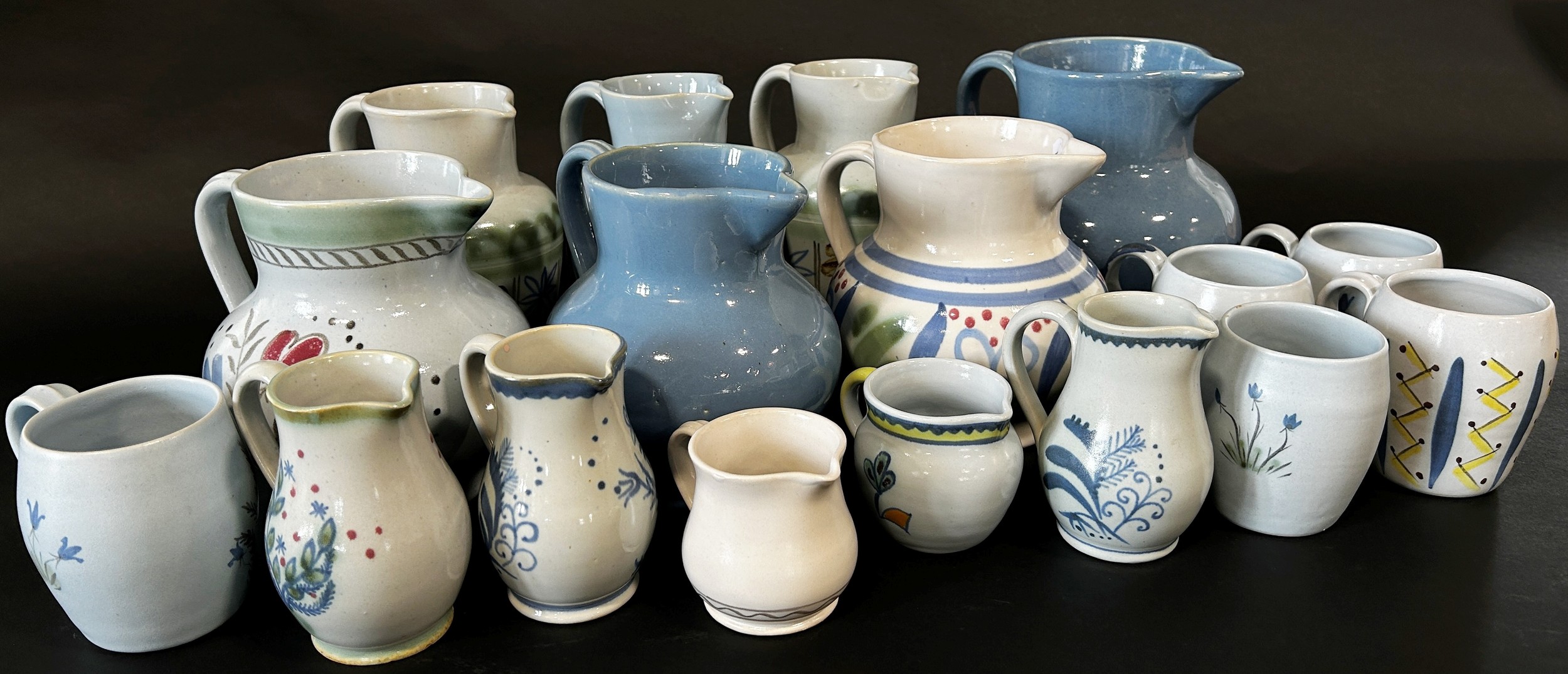Extensive collection of Buchan of Portobello jugs, tankards, various sizes, with floral,