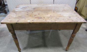 A Victorian stripped pine kitchen table, 106cm long