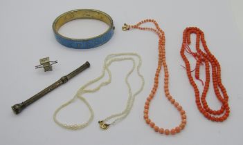 Antique jewellery to include a seed pearl bead necklace with 9ct clasp, a further coral and seed