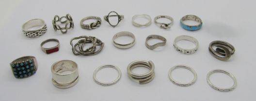 Collection of silver and white metal rings of various design to include a Celtic style band, a