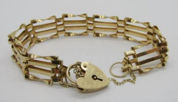 9ct twisted gate link bracelet with heart padlock clasp, 8.4g