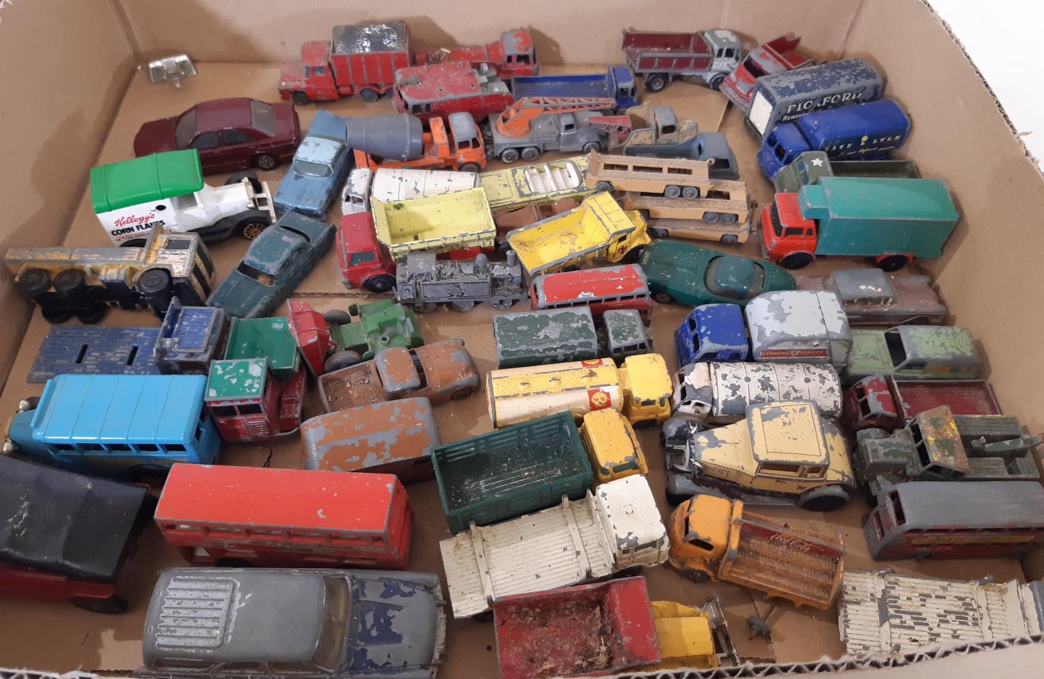 A collection of boxed model vehicles including an Eddie Stobart lorry by Corgi 59504, vintage - Image 2 of 5