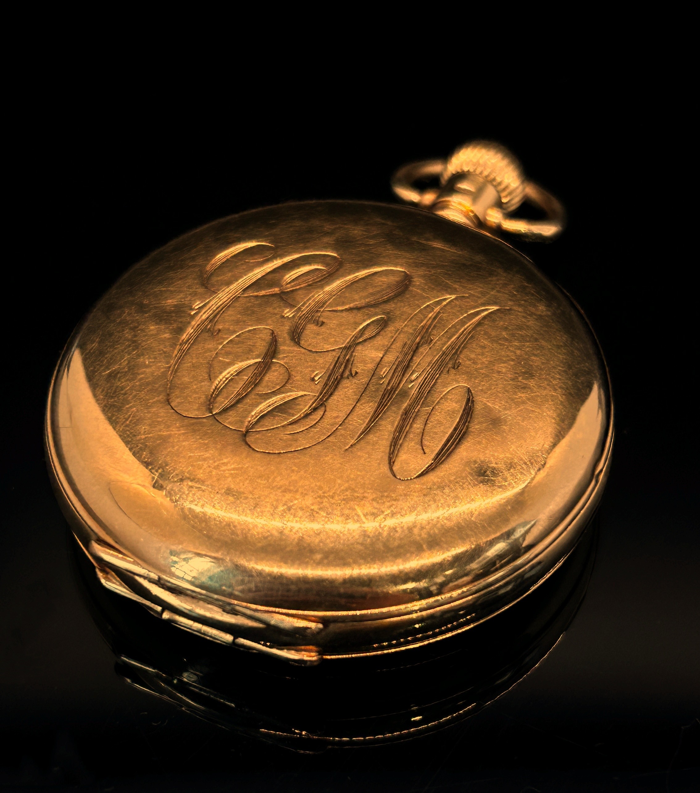 An 18ct yellow gold cased fob watch, the white enamelled dial with black Roman numerals and - Image 4 of 5