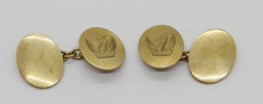 Pair of antique 9ct cufflinks with engraved griffin crest, maker 'S.S', London 1901, 9.2g