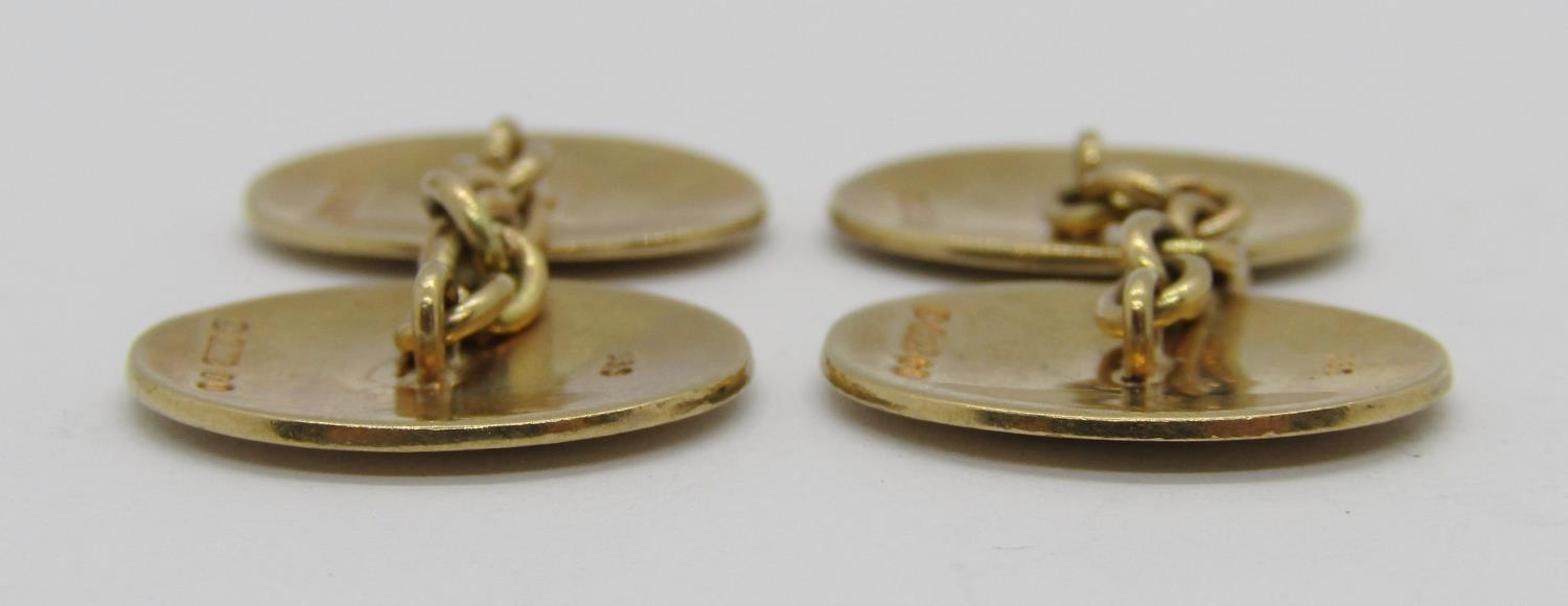 Pair of antique 9ct cufflinks with engraved griffin crest, maker 'S.S', London 1901, 9.2g - Image 3 of 3