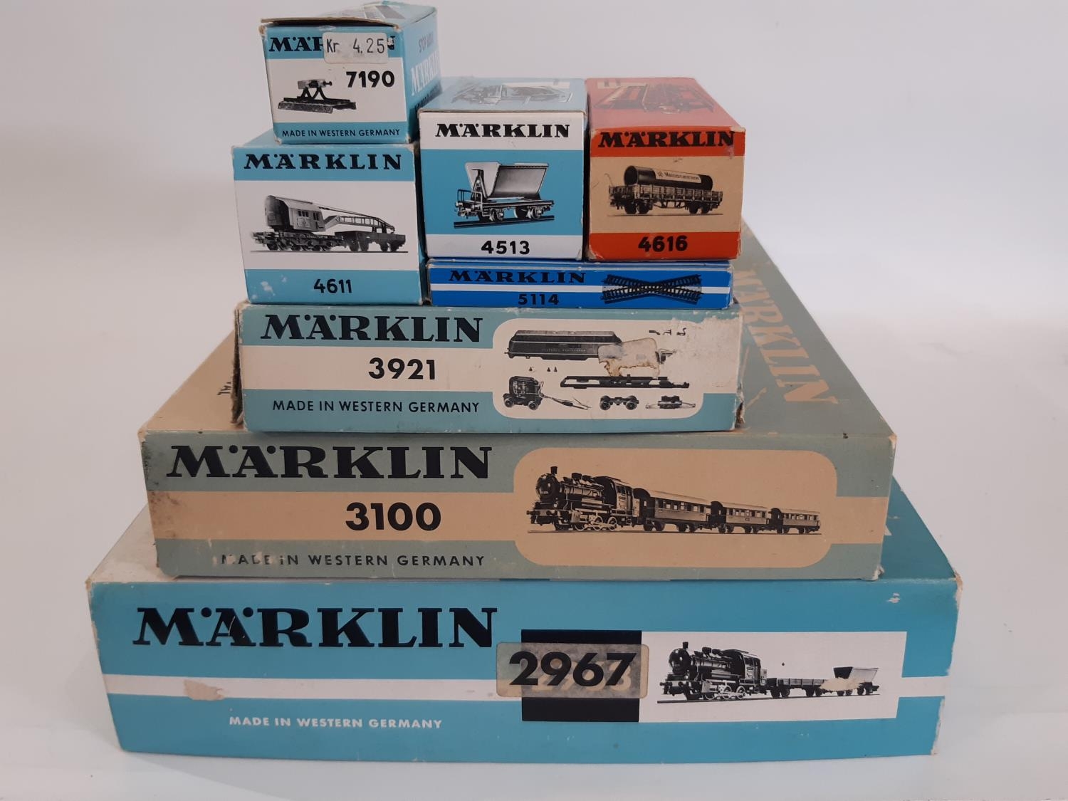 A collection of HO gauge Marklin train sets and models including boxed sets 2967 and 3100, boxed - Image 5 of 8