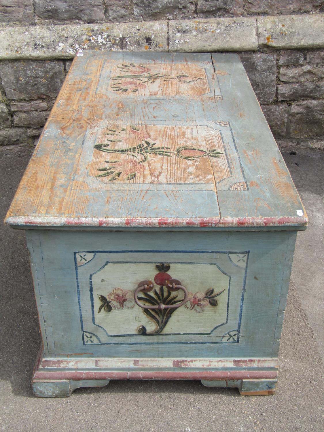 A continental painted pine marriage chest with original detail, 135cm wide - Image 12 of 15