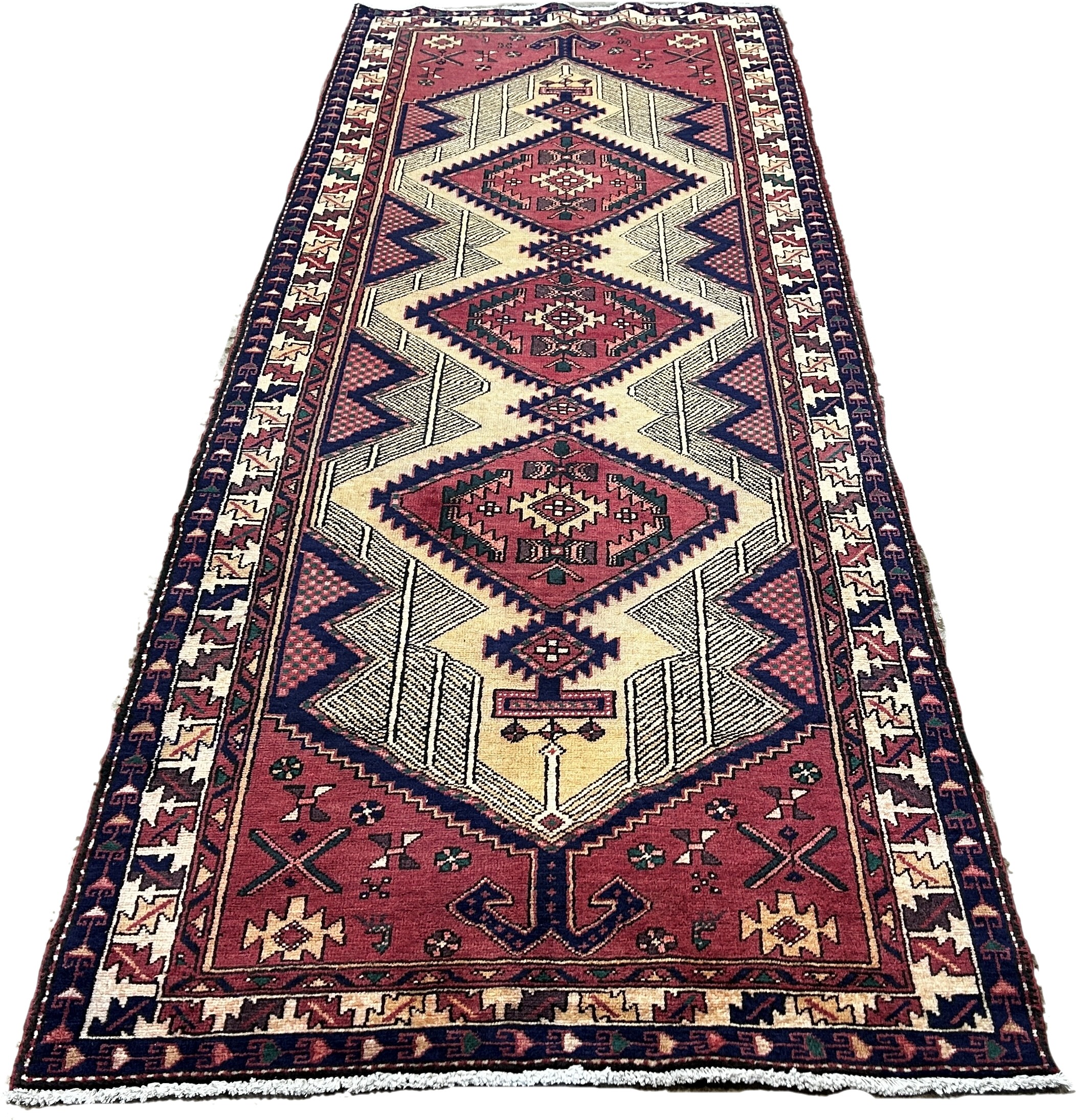 North West Persian Heriz Runner, with a row of three pink medallions with zig-zag surrounds, 307cm x - Image 2 of 3