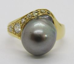 18ct diamond and Tahitian pearl dress ring, cross-over mounted with a single pearl and seven old-cut