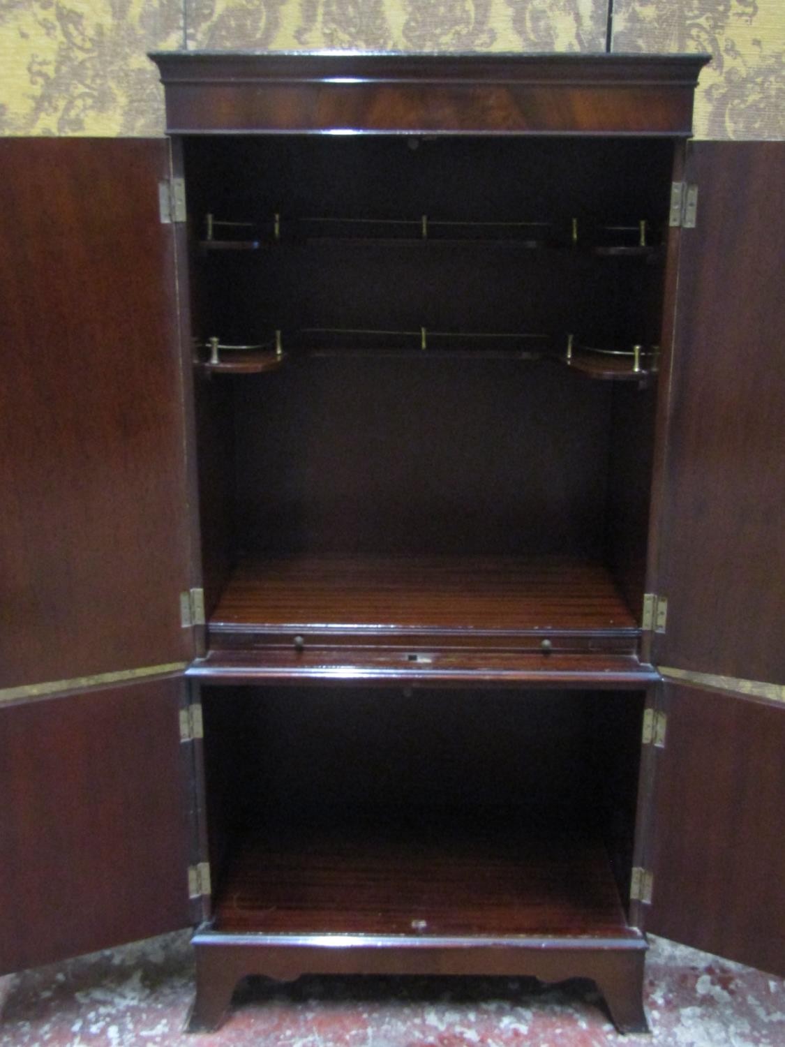 A drinks cabinet in the form of a reproduction Georgian style side cupboard enclosed by four doors - Image 2 of 6