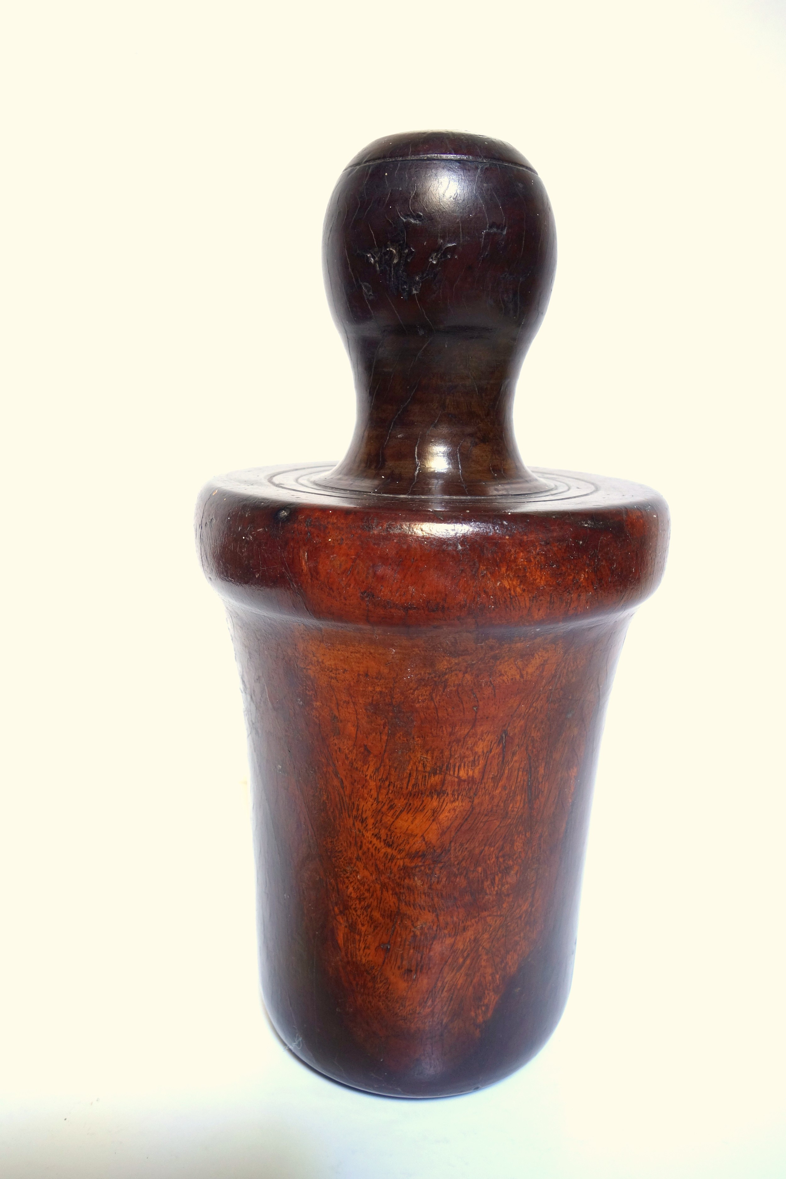 19th century wooden pewter-tankard jack or reformer, 24.5cm high.