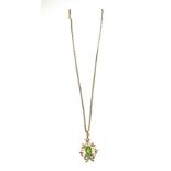 Edwardian 9ct gold belcher necklace with barrel clasp, L.39.5cm, with an openwork floral and