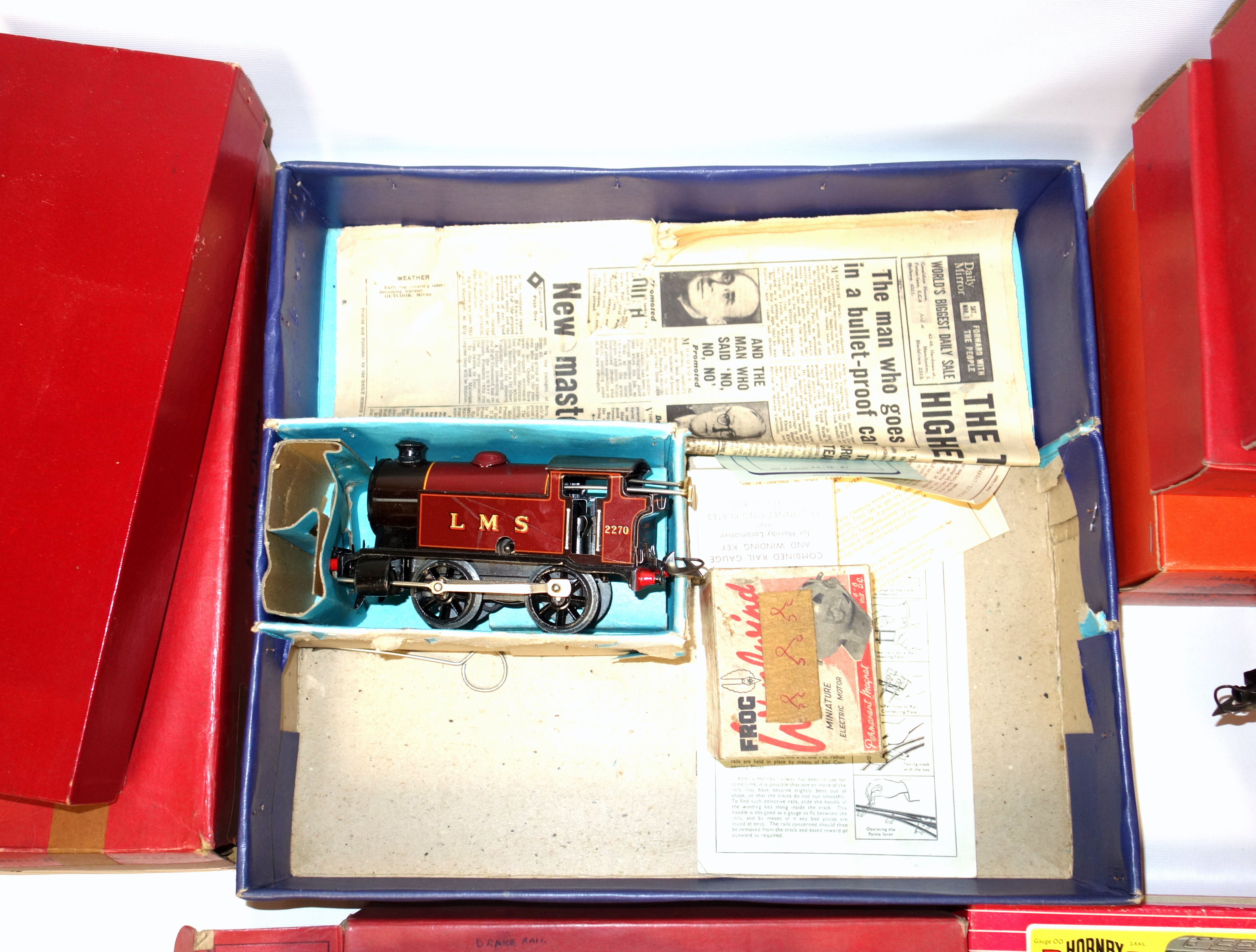 Hornby Dublo OO Gauge Co-Bo Diesel-Electric Locomotive, 2233, boxed; O Gauge tinplate clockwork - Image 4 of 6