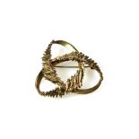 Foreign 9ct gold openwork crossover bark effect brooch, import marks, London, W.4cm, 7.1grs