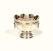 George VI heavy gauge silver pedestal bowl in the form of a Monteith, with 2 drop handles, on a