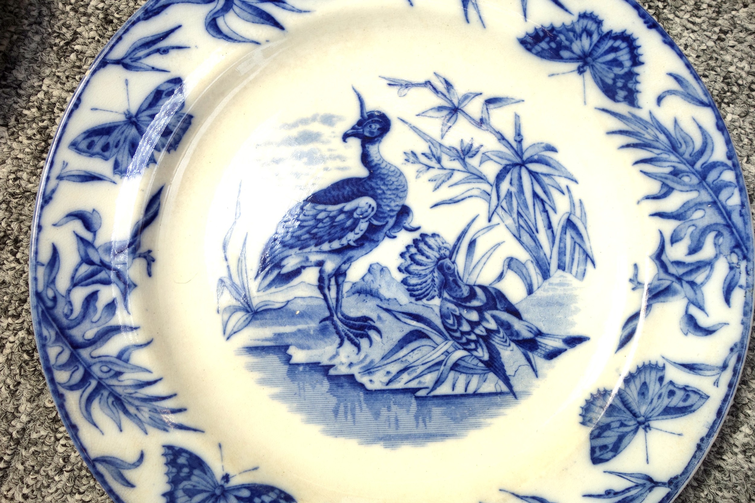 Quantity of mid-19th century and later blue and white transfer printed dinner service items, to - Image 5 of 17