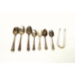 Pair of George III silver Old English Pattern dessert spoons, initialled "B", by Thomas Pratt &