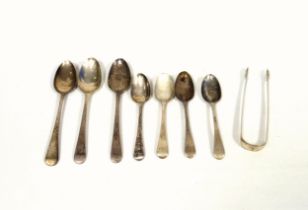 Pair of George III silver Old English Pattern dessert spoons, initialled "B", by Thomas Pratt &