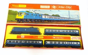 Tri-ang Hornby Intercity Electric Locomotive with Pantograph and 3 Passenger Coaches with