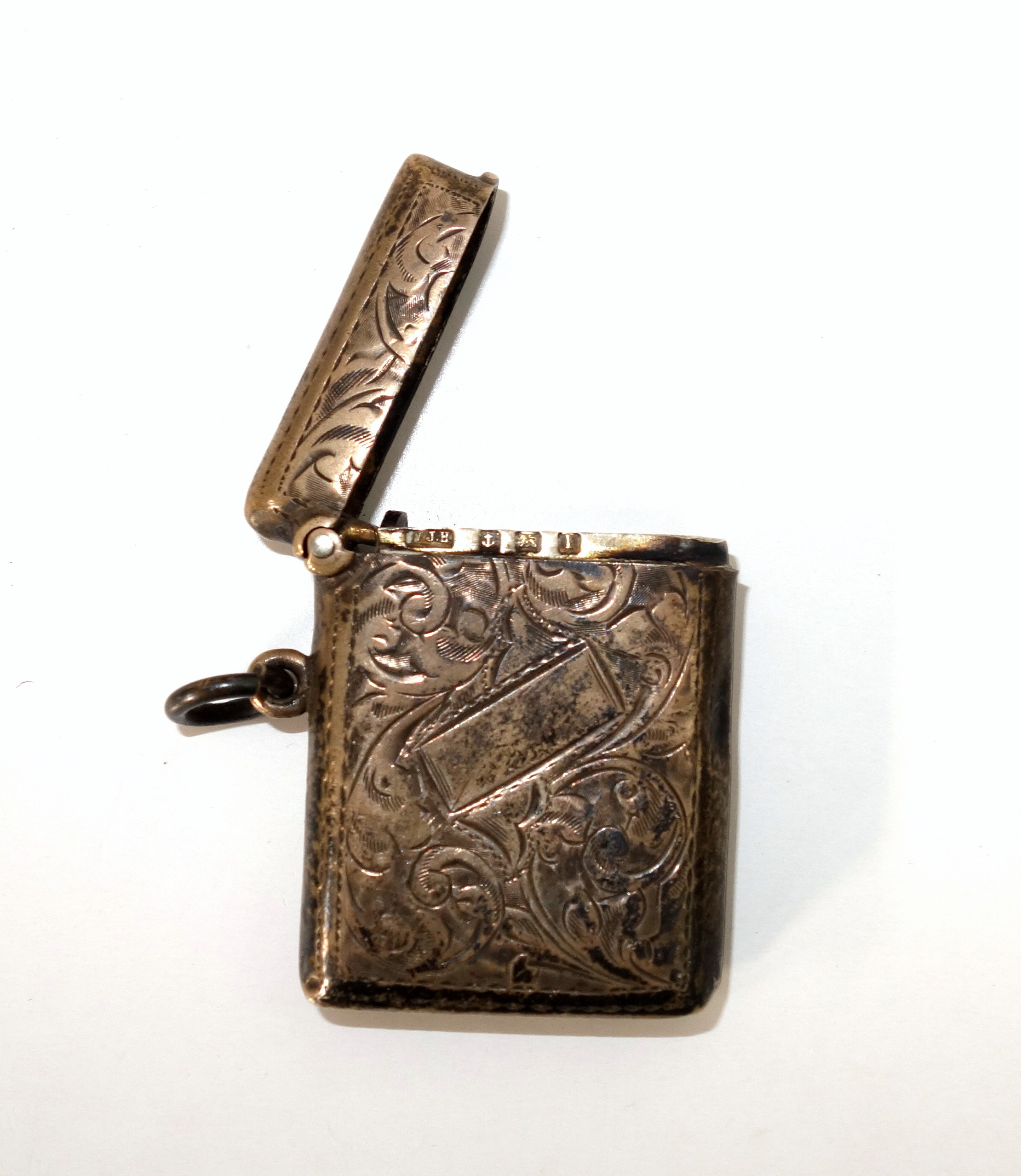 Edwardian silver vesta case with all-over chased scrolling decoration and vacant cartouche, by V J - Image 4 of 4
