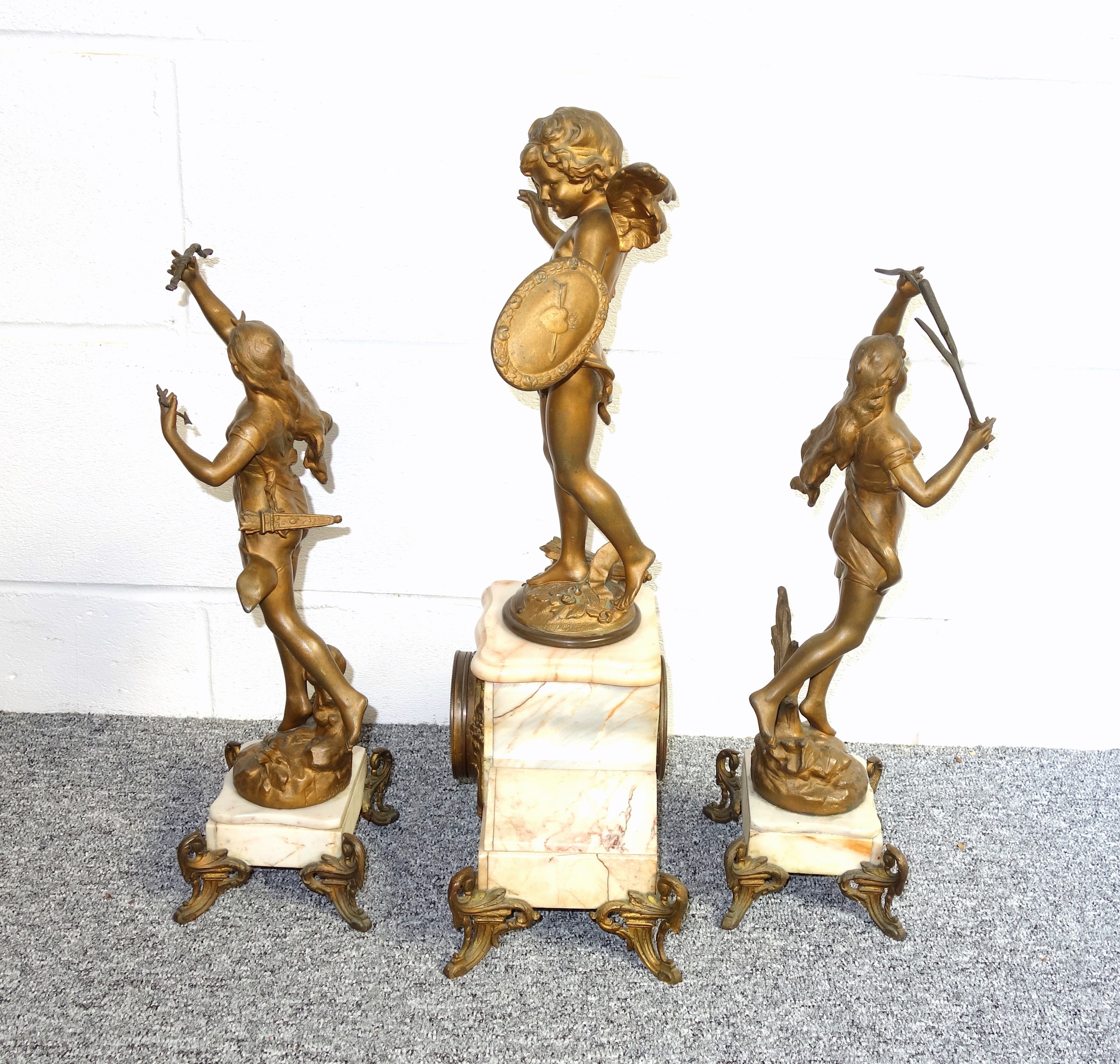 Early 20th Century French 3 piece garniture comprising a gilt spelter and marble mantel clock with - Image 4 of 9