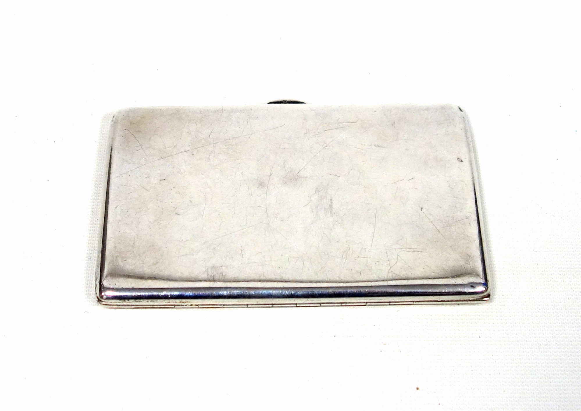 George V silver rectangular cigarette case with a gilt interior and presentation inscription "S. - Image 2 of 5