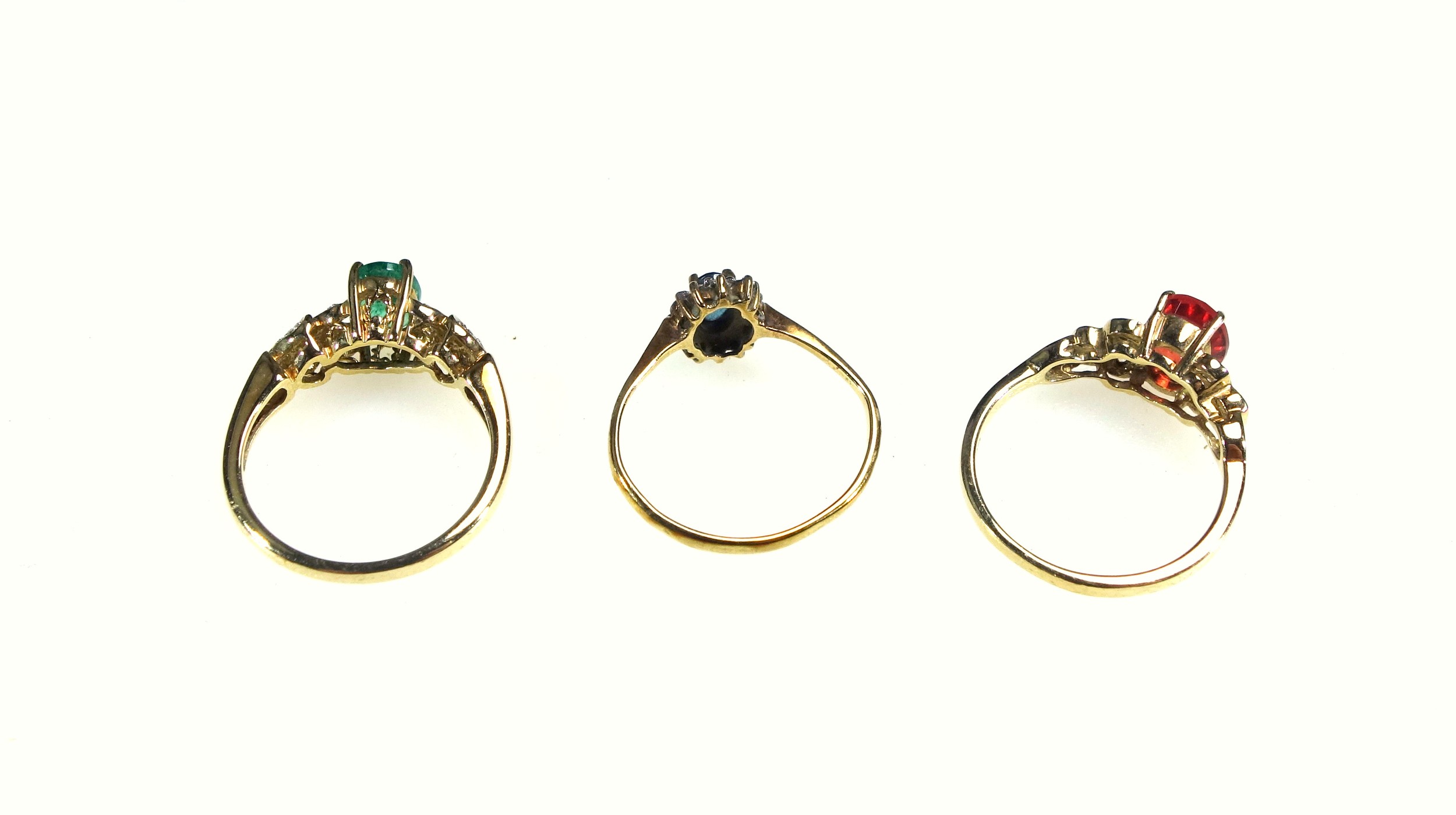 9ct gold ring set topaz and 6 diamonds, 9ct ring set pale green stone and brilliants, and a 9ct ring - Image 2 of 5