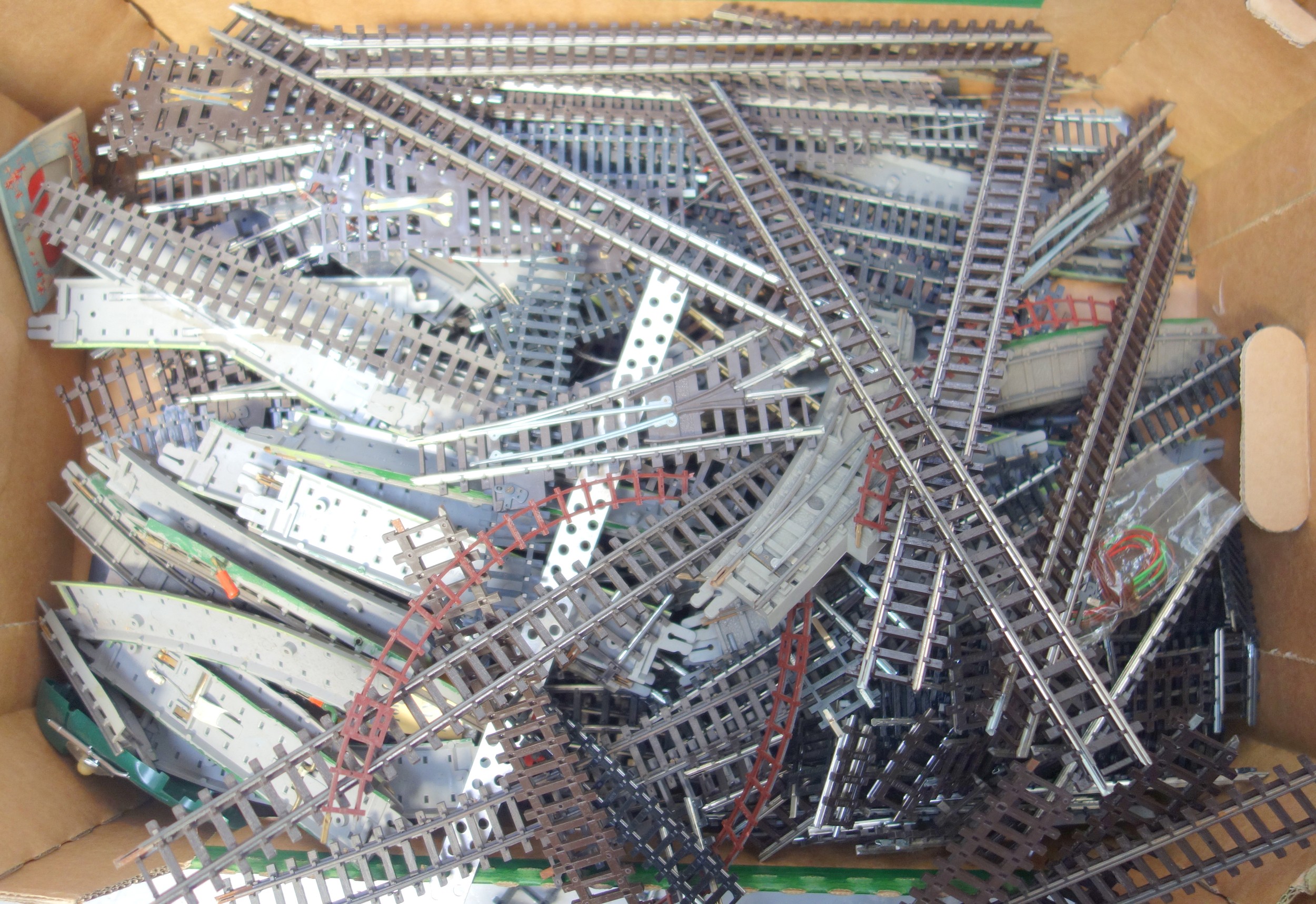 Large quantity of loose track, mainly Tri-ang, OO Gauge and O Gauge, catenary, tools, accessories, - Image 2 of 9