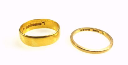 Two 22ct gold wedding rings, 7grs