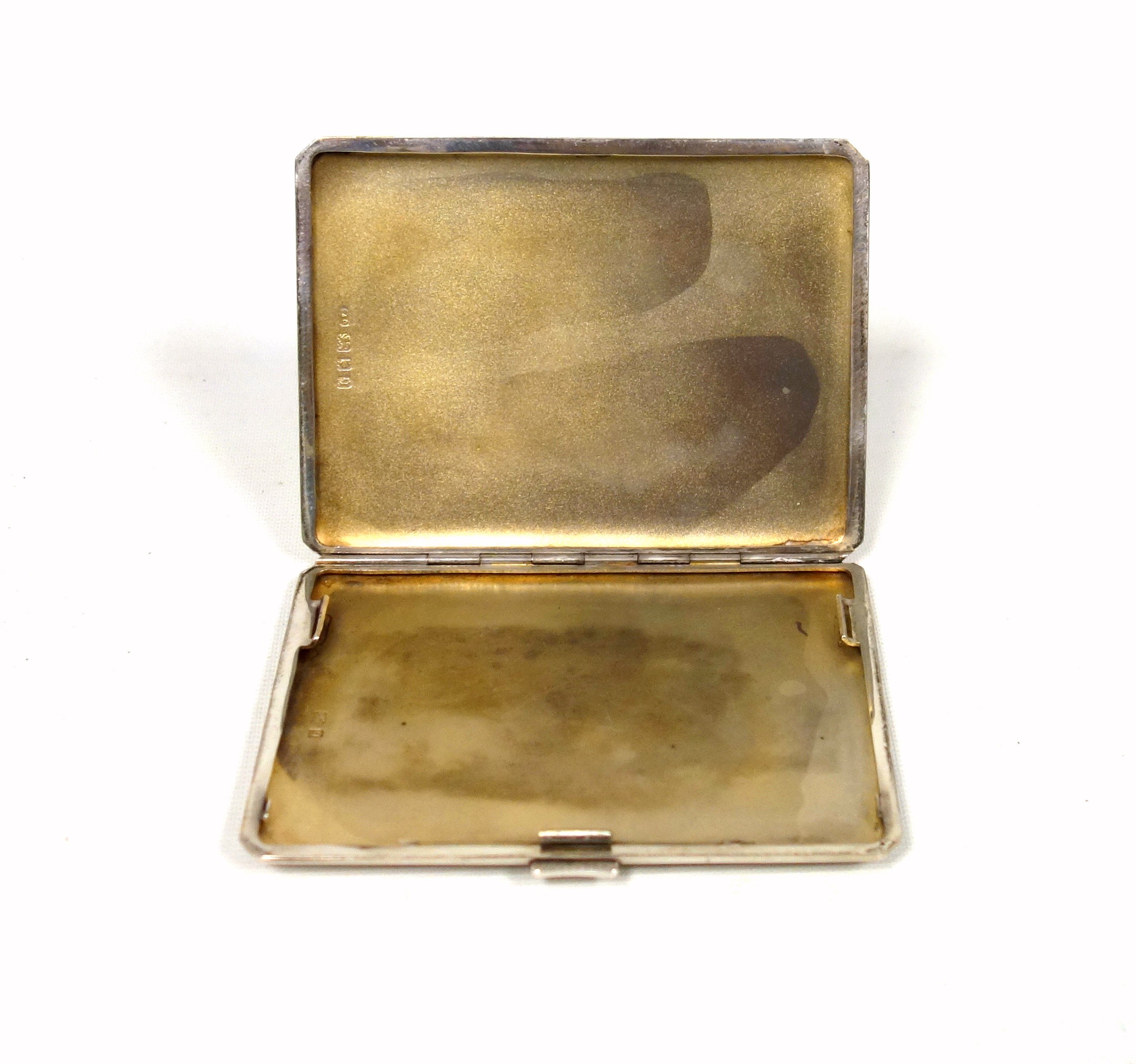 George V silver cigarette case with all-over engine turned decoration, by Cohen & Charles, London, - Image 2 of 4