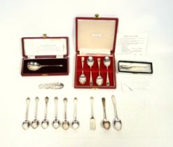 Set of 6 George V silver Dog Nose Pattern coffee spoons, by William Hutton & Sons, Sheffield,