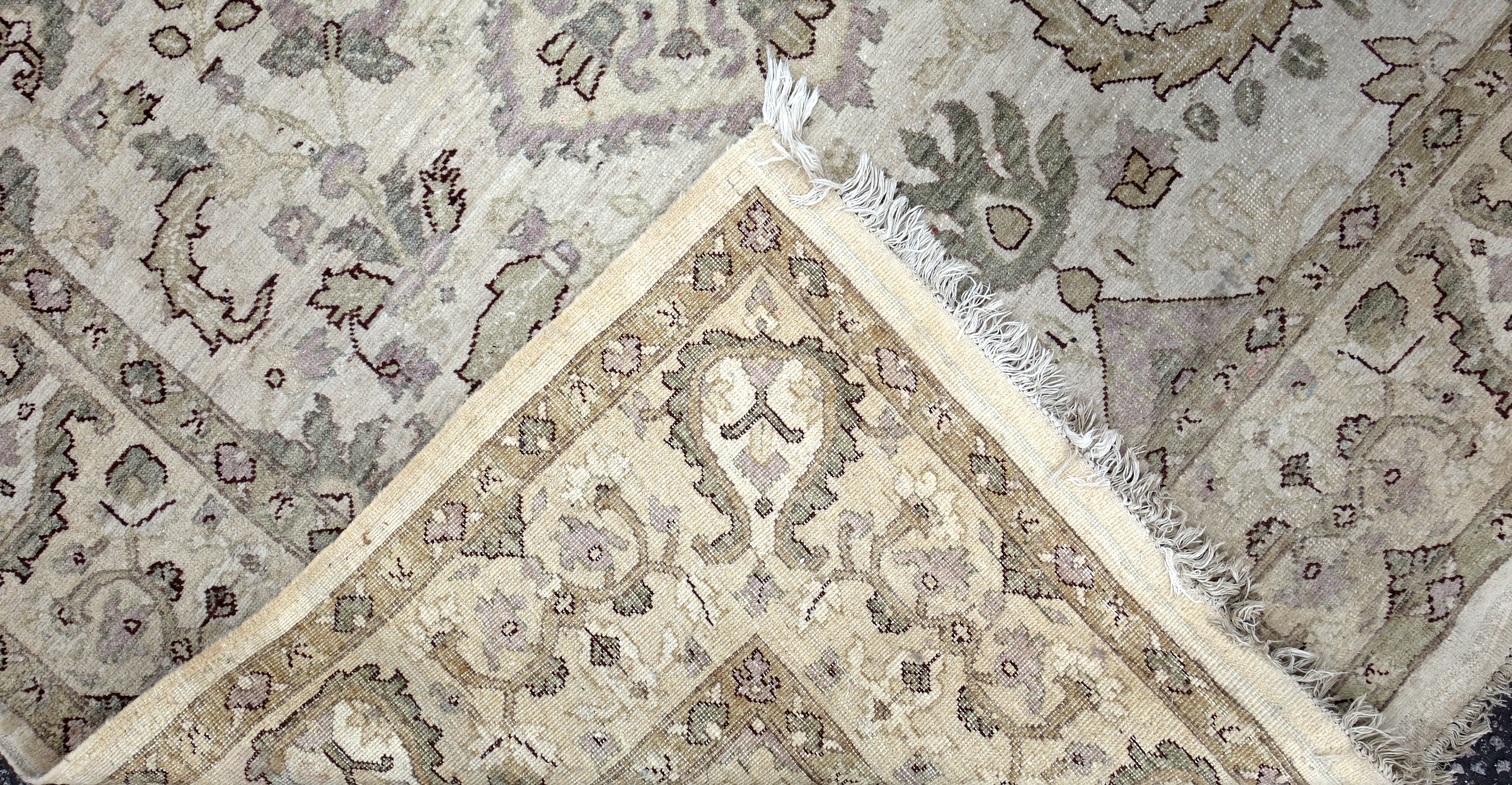 Eastern rug, the ivory field with lozenges and all-over stylised floral decoration, 270 x 183cm, ( - Image 2 of 3