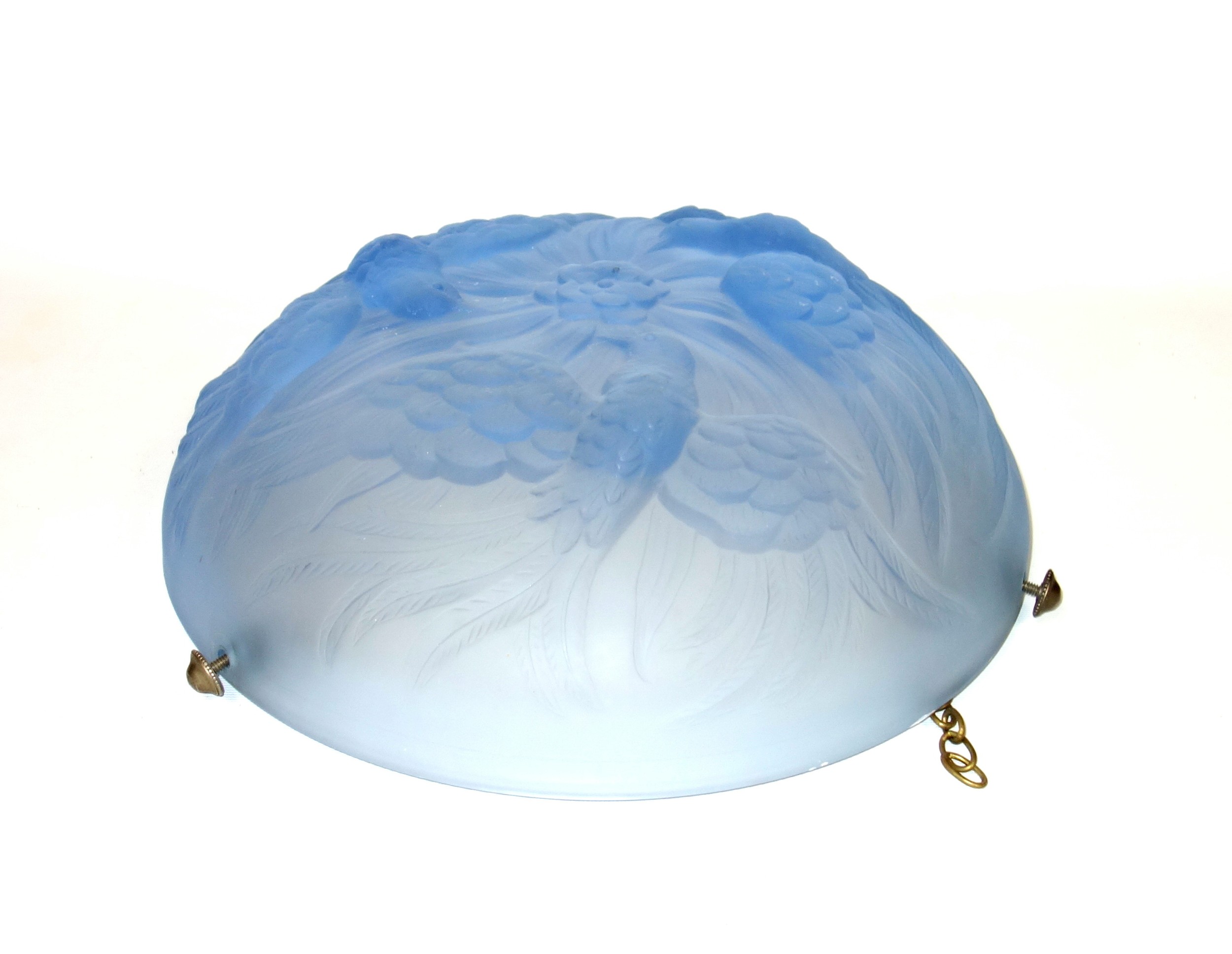 Art Deco blue frosted glass plafonnier with 3 moulded birds surrounding a central flower motif, - Image 5 of 6