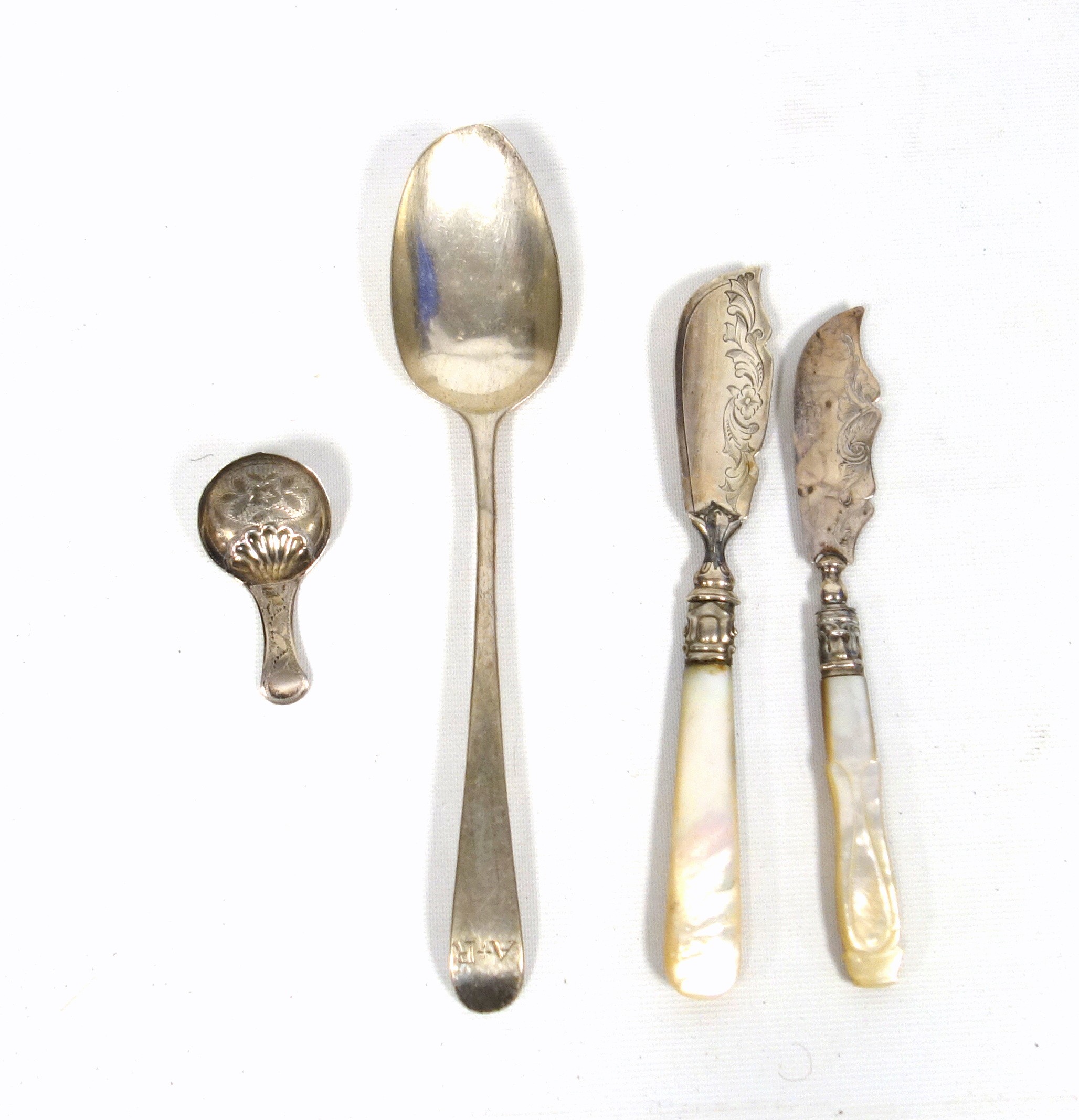 Regency silver caddy spoon by J L, Birmingham, 1816; tablespoon, (a/f); 3 napkin rings, pepper - Image 2 of 9